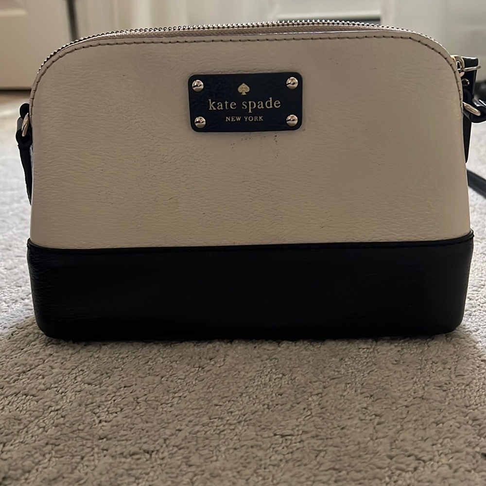Kate space crossbody in used condition.